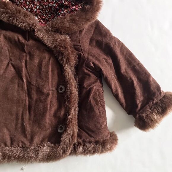 Babygap Braden corduroy faux fur trimmed jacket EUC 4T - Picture 3 of 7